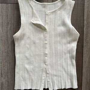 Sleeveless Ribbed Button-Up Top - Cream